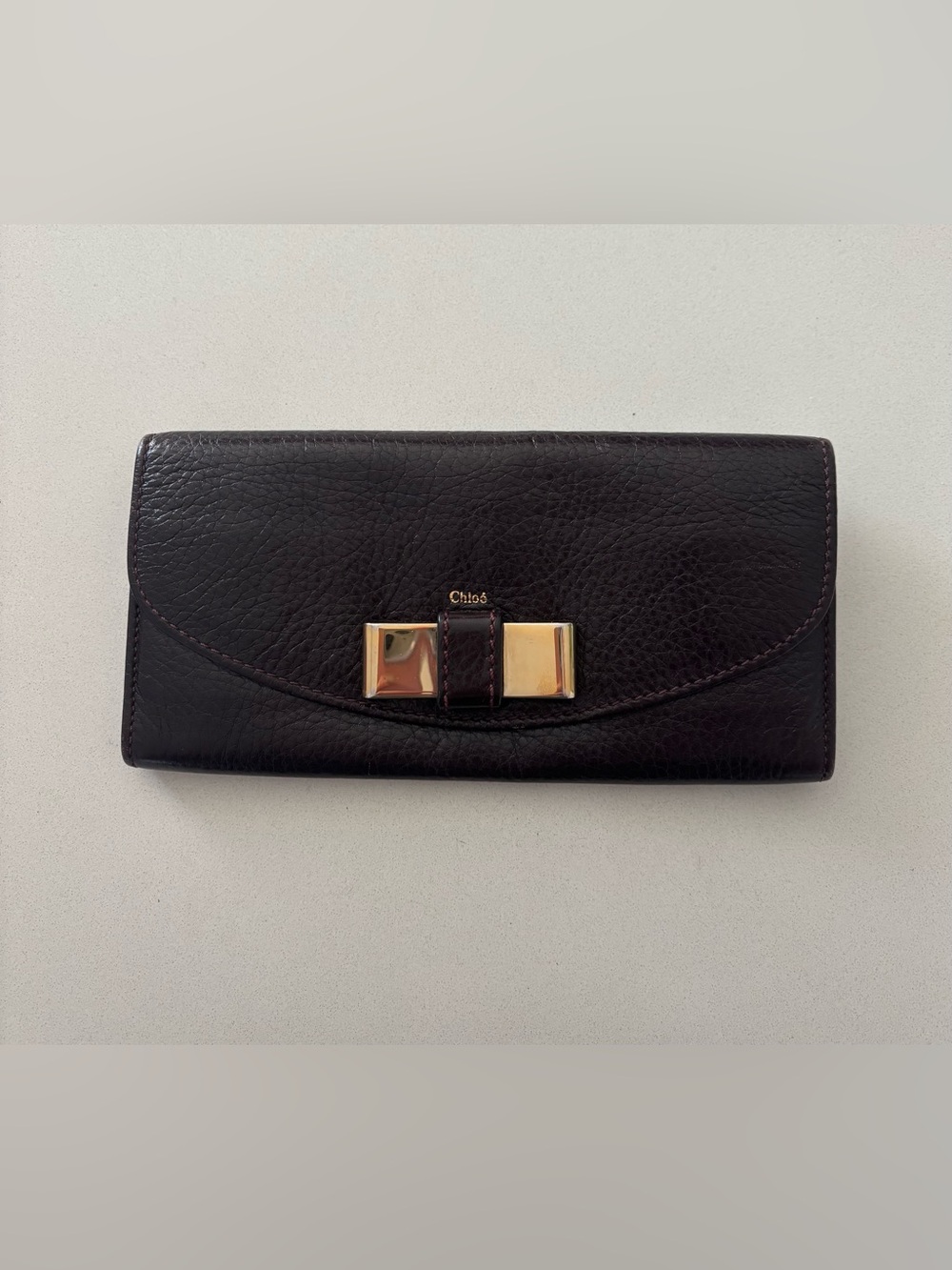 Chloé Dark Purple Textured Leather Metal Bow-Accent Wallet